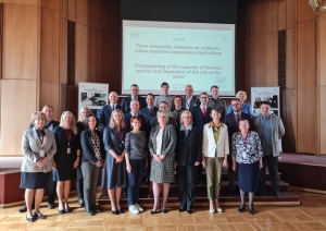 Projekta atklāšanas sanāksmes dalībnieku kopbilde